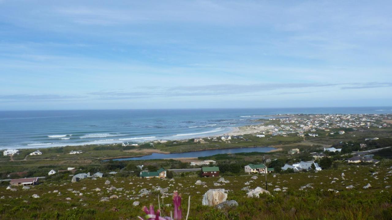 The Trailhouse Hotell Bettyʼs Bay Exteriör bild