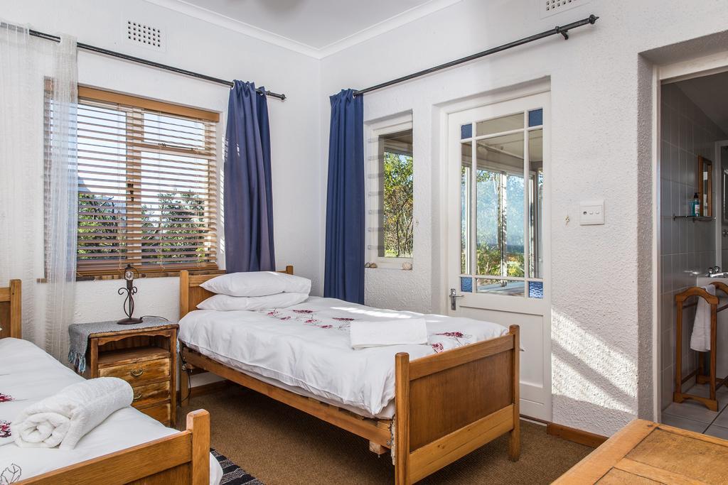 The Trailhouse Hotell Bettyʼs Bay Exteriör bild