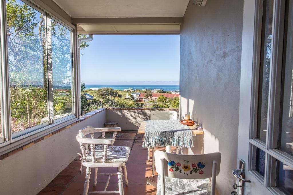 The Trailhouse Hotell Bettyʼs Bay Exteriör bild